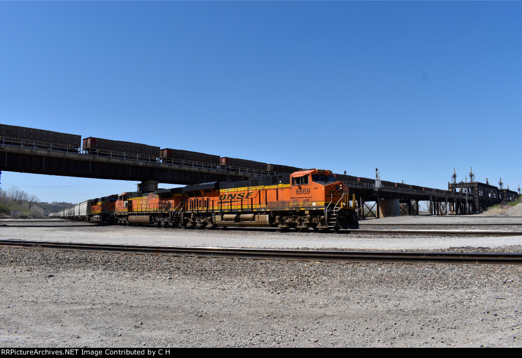 BNSF 6669/5353/6350